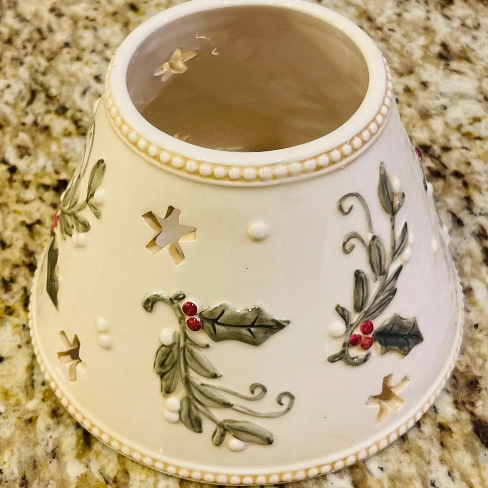 Yankee Candle Christmas Holly Berry Ceramic Jar Candle Shade Topper Cream Star